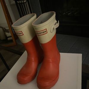 Orange & White Hunter Toddler boots, tall, Size 1G.